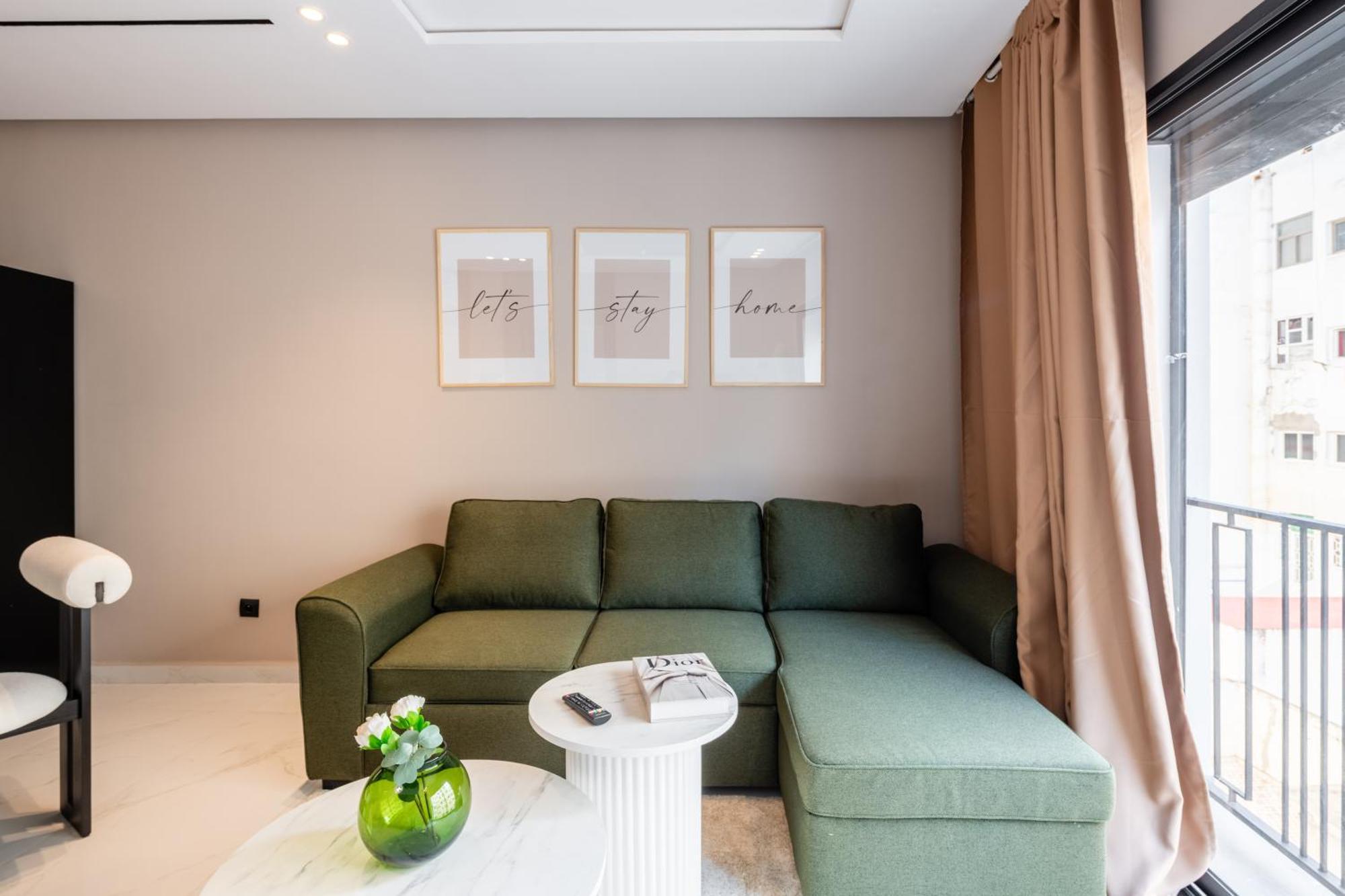 Tt Holidays Modern Center Apartment